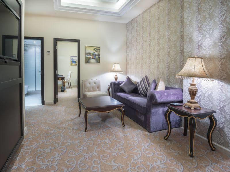 Mira Trio Hotel - Riyadh - Tahlia Street Екстер'єр фото